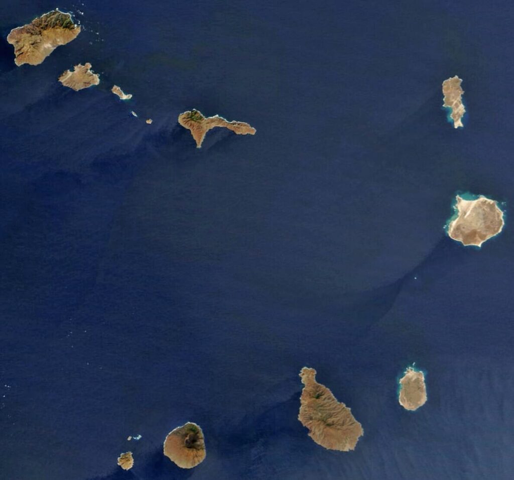 Satellite_image_of_Cape_Verde_in_December_2002